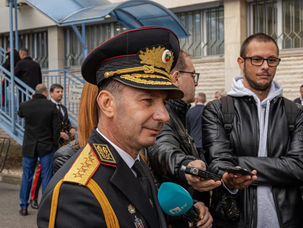 Амбицията ни е професията на полицая да стане привлекателна Трябват