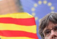 Карлес Пучдемон, Испания