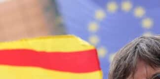 Карлес Пучдемон, Испания