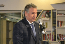 Д-р Стойчо Кацаров