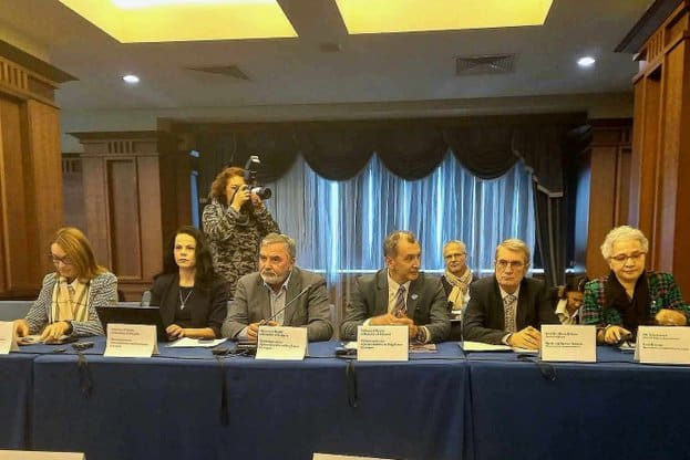 Кръгла маса