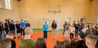 Весела Лечева