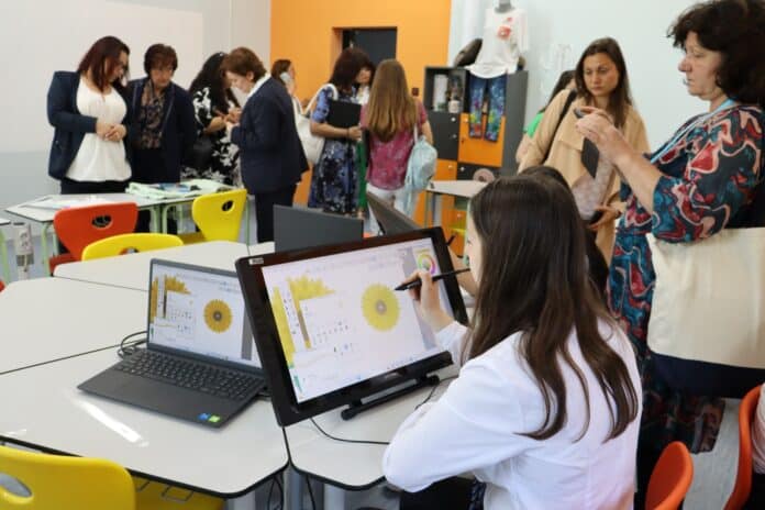 Информационни технологии