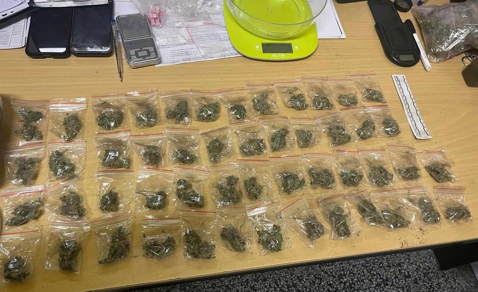 От Хасковската районна прокуратура наблюдават 2 досъдебни производства за държане