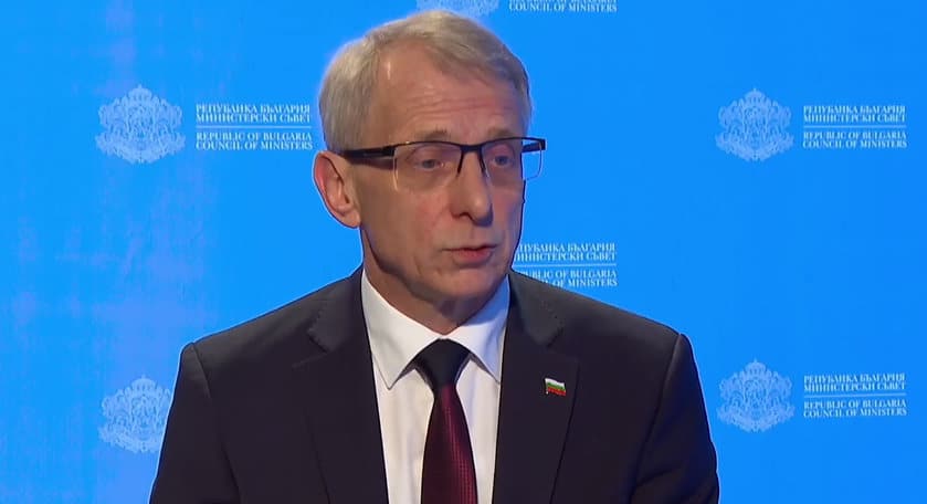 Министър-председателят Николай Денков отговаря на живо на въпроси на медии