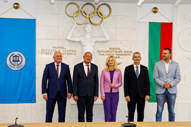 Вдигането на тежести е спорт записан с големи букви в