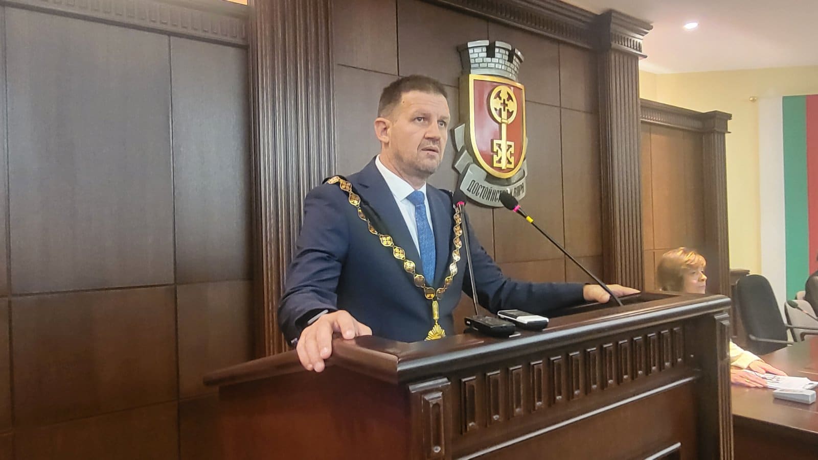 Днес хасковският кмет Станислав Дечев положи клетва и пое управлението