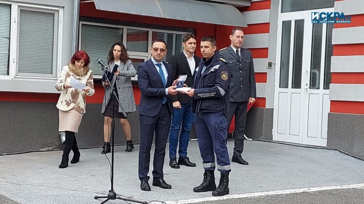Награждаване на пожарникари