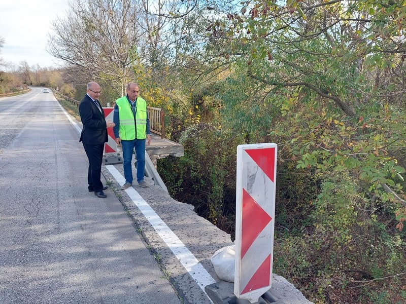 До месец ще бъде извършено обезопасяване на моста по пътя Луковит