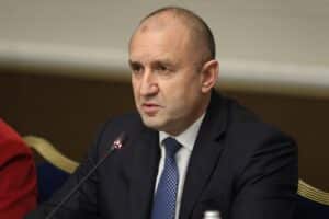 Румен Радев