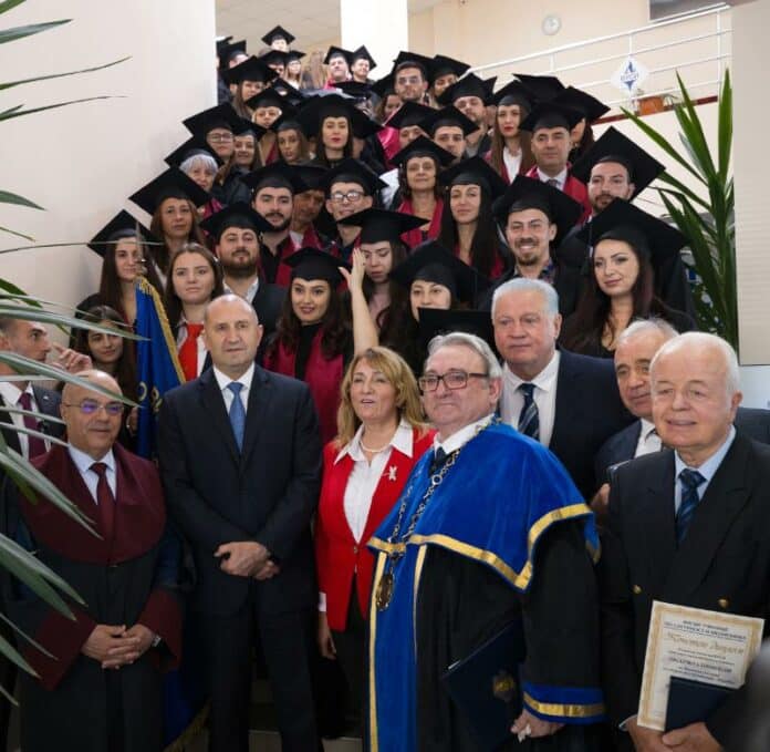 Румен Радев