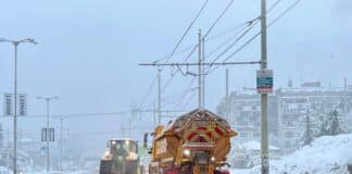 Снегопочистване