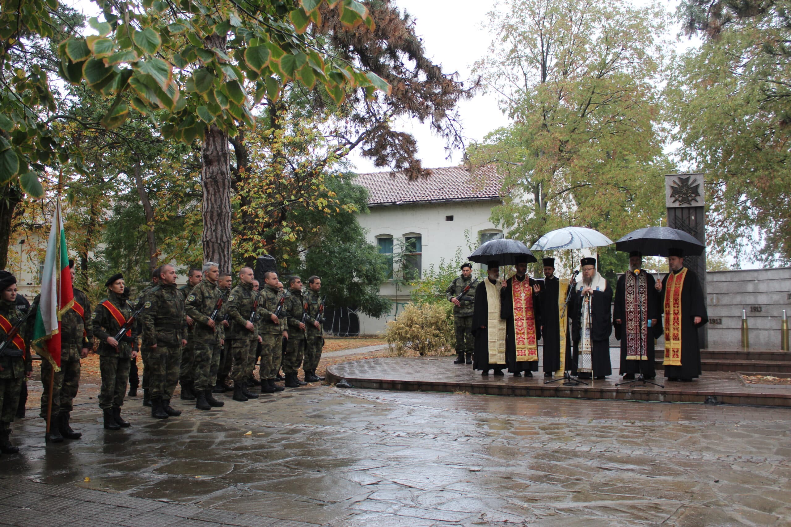 Днес пред Мемориала на загиналите във войните за национално обединение