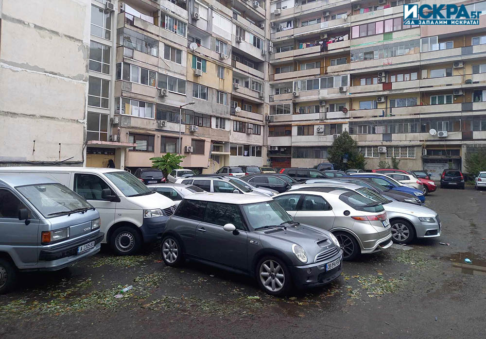 Зоната за платено паркиране в бургаския ж.к. Братя Миладинови“ най-вероятно