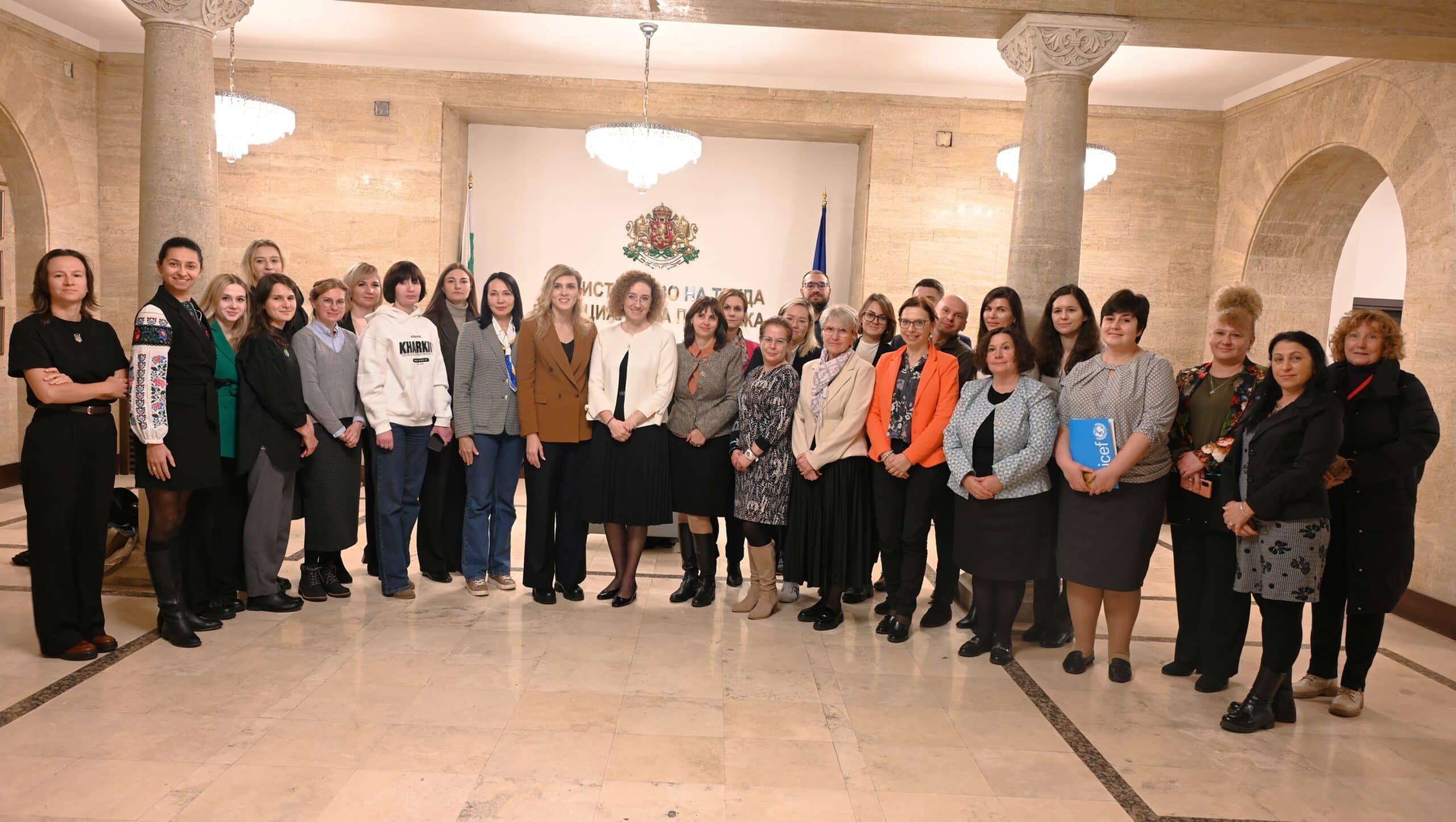 Политиките за подкрепа на децата и семействата бяха основна тема