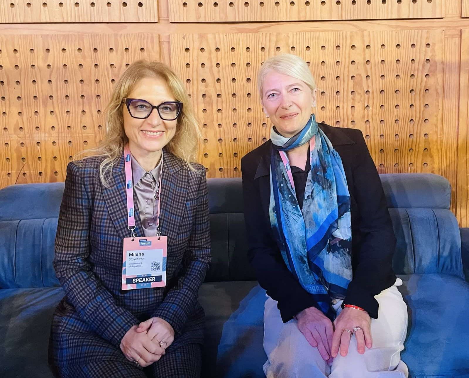 Министърът на иновациите и растежа Милена Стойчева и министърът на