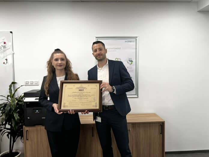 Връчване на сертификат