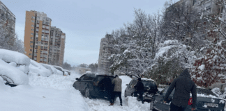 Сняг във Враца