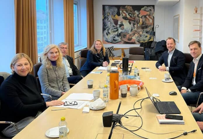 Карин Екердал и Карин Екердал