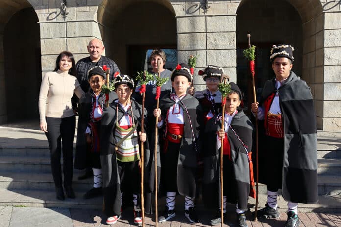 Коледарчета