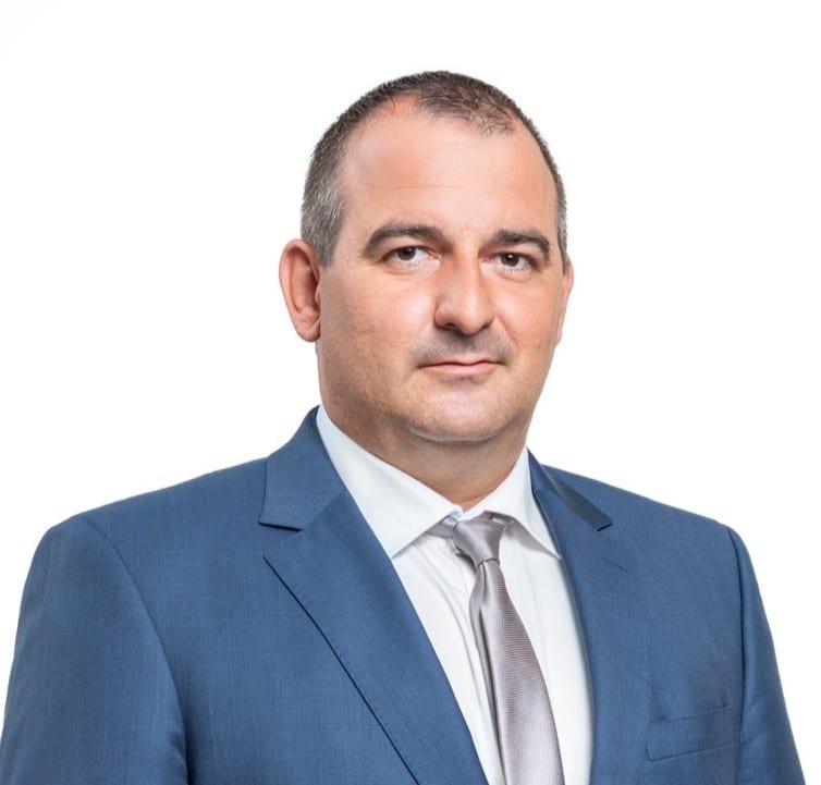 Софийският общински съветник Иван Алексиев който напусна Възраждане е бил