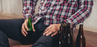 Алкохолизъм