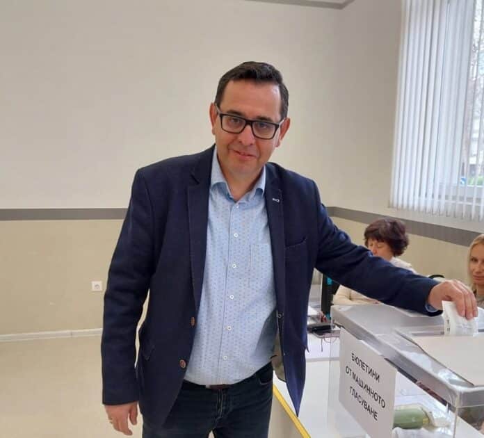 Станимир Апостолов