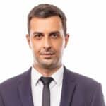 Деян Николов