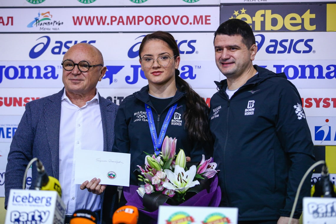Габриела Димитрова беше премирана от федерацията за сребърния медал от