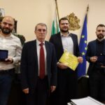 Посланици на донорството