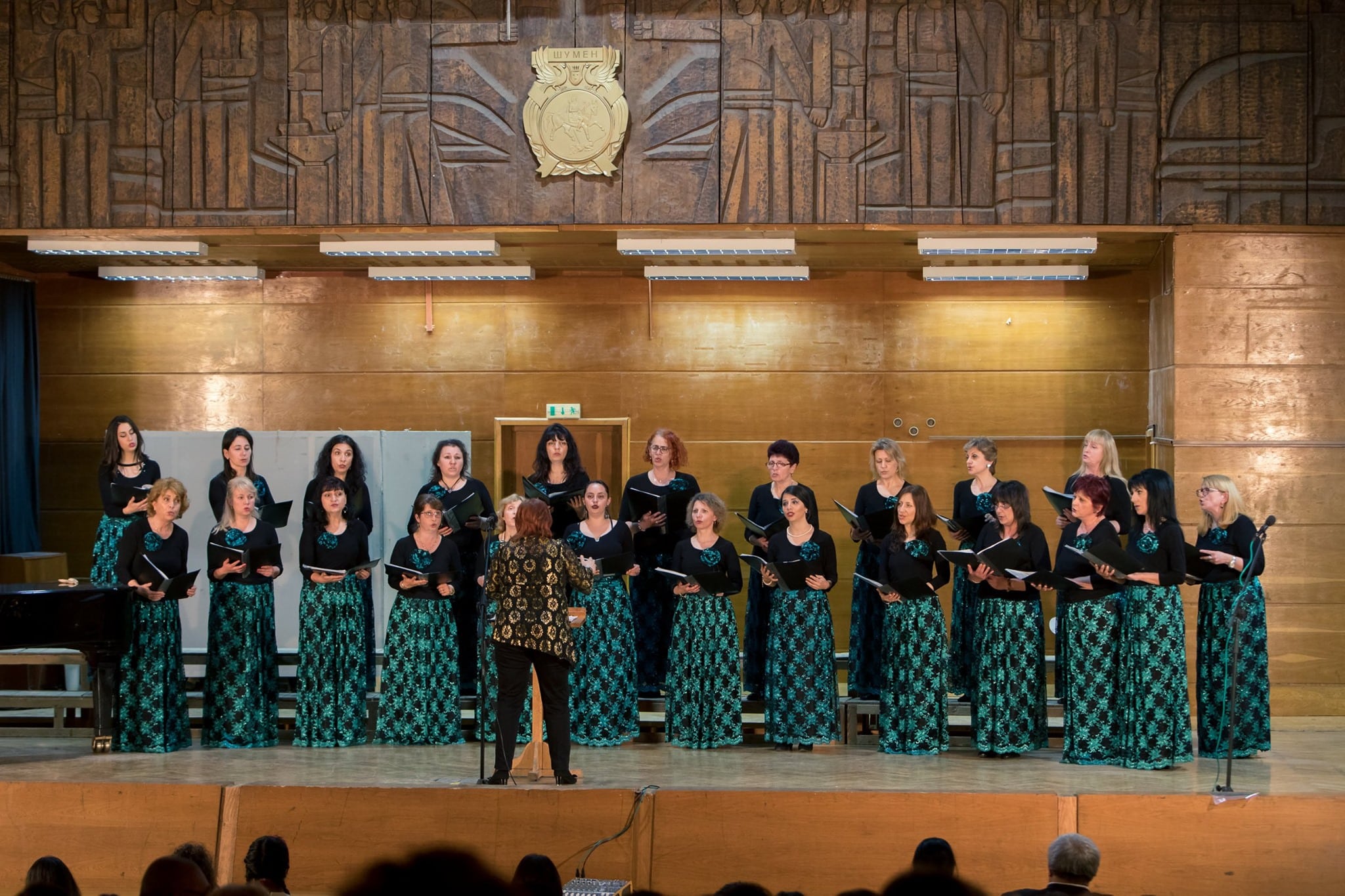 Репетиционната зала на Представителен женски хор Златна лира към Община