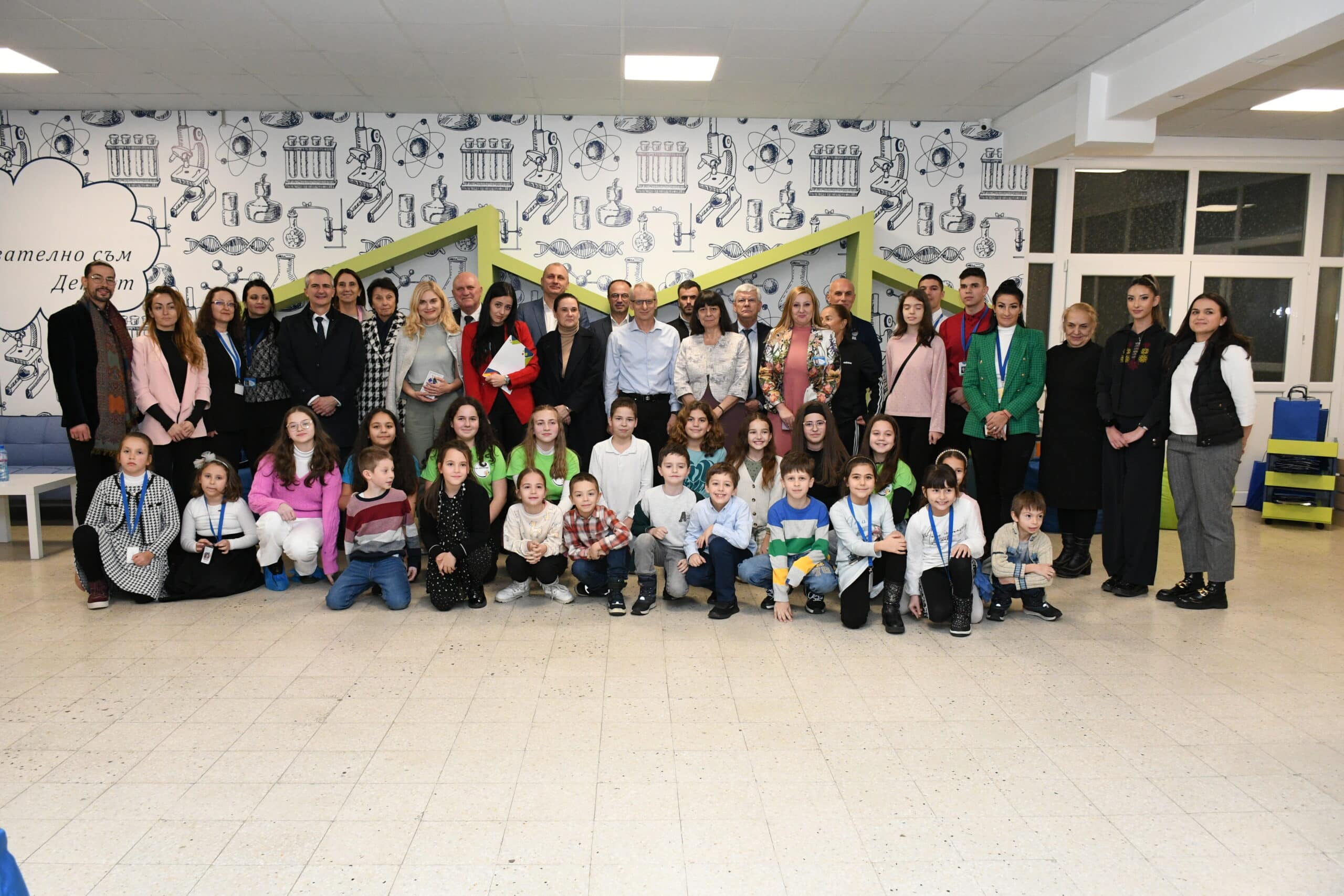 Над 60 000 ученици са включени през тази учебна година