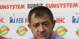 Иван Иванов