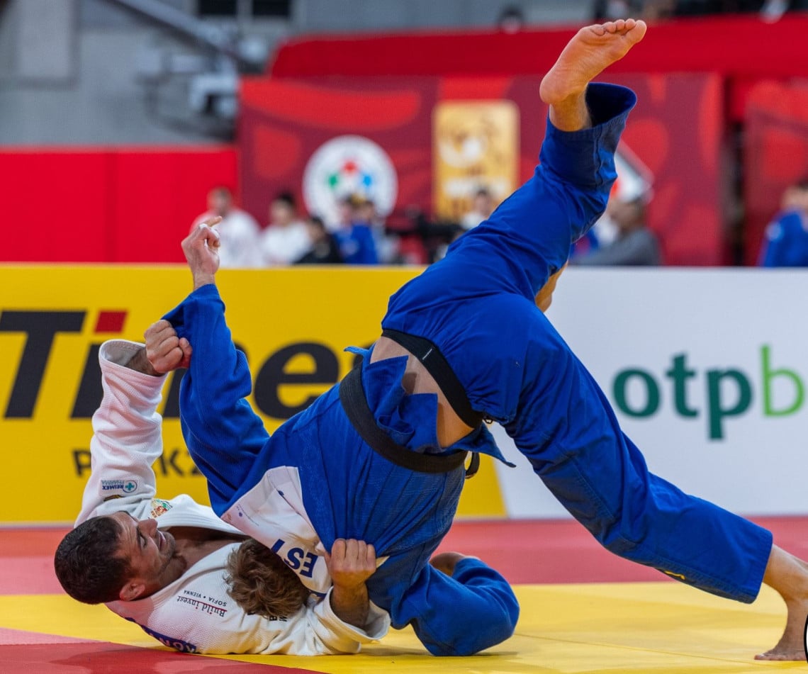 Ивайло Иванов записа две победи и загуба от бронзовия олимпийски