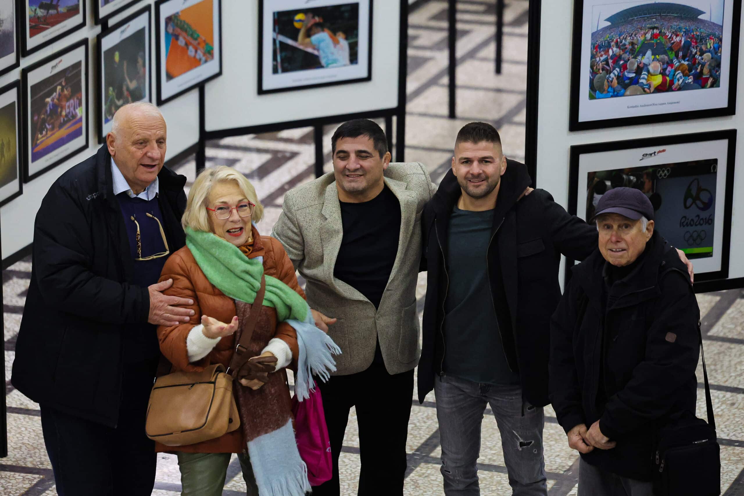 Десетки олимпийски световни и европейски шампиони и медалисти събра фотоизложбата