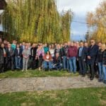 Изправи се България