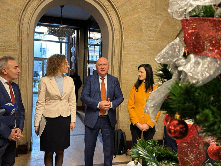 Министърът на образованието и науката проф Галин Цоков участва в