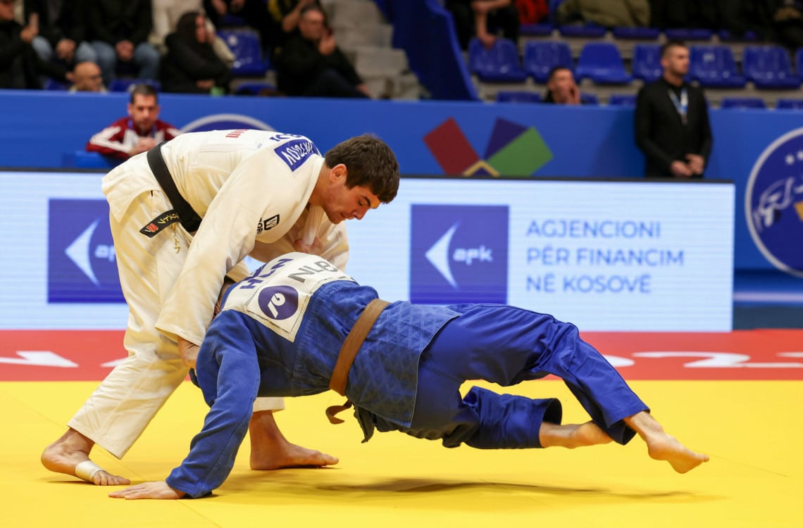 Ивелина Илиева и Марк Христов завършиха на седмо място в