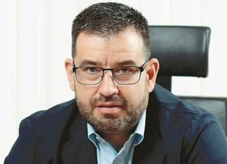 Проф. Момчил Мавров