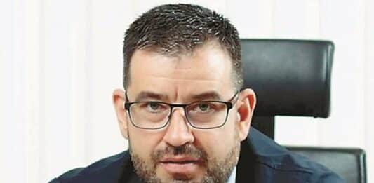 Проф. Момчил Мавров
