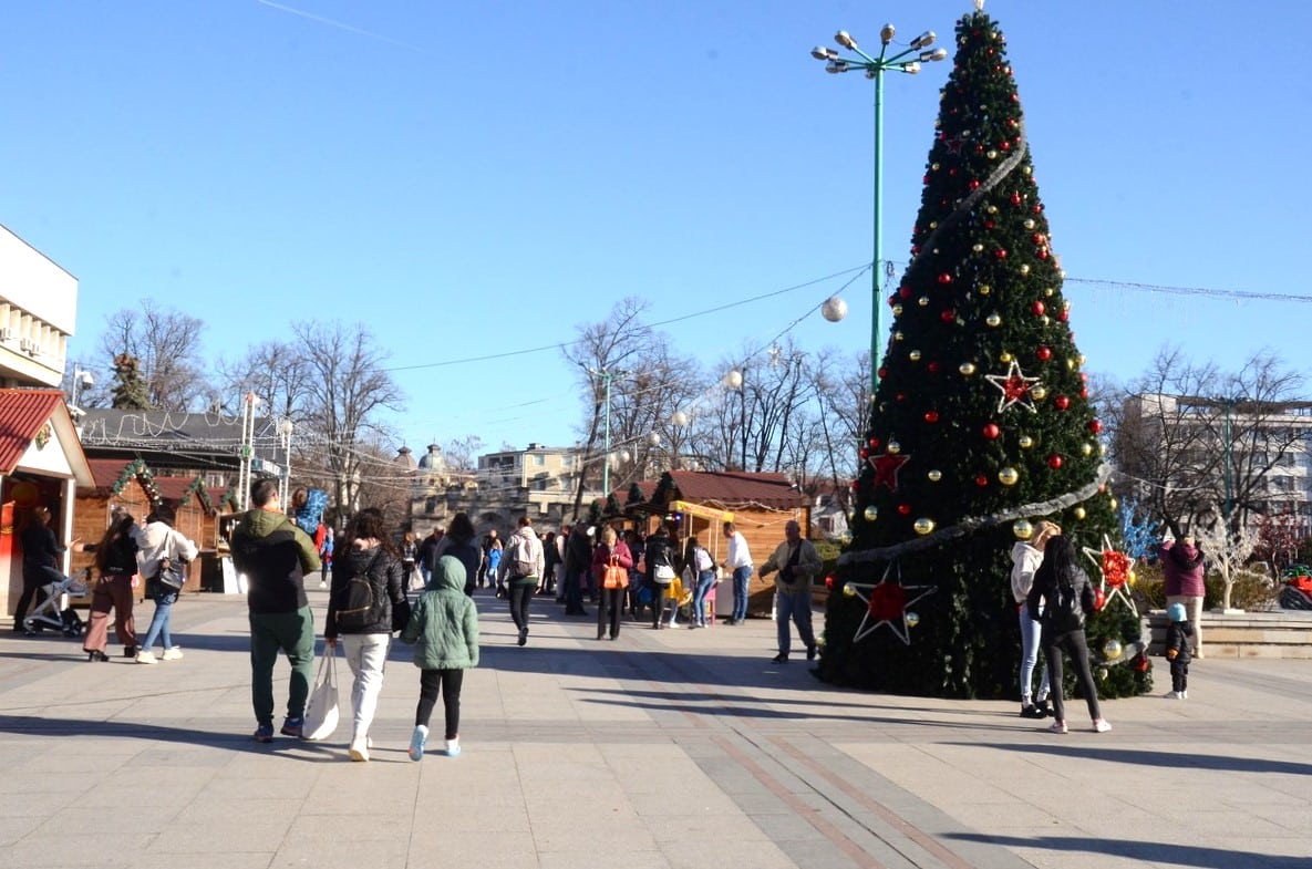 Днес продължава празничната програма на Община Видин под наслов Зимна