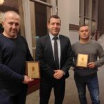 Плакети за добротворство