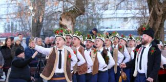 Фестивал "Ямболски коледарски буенек"