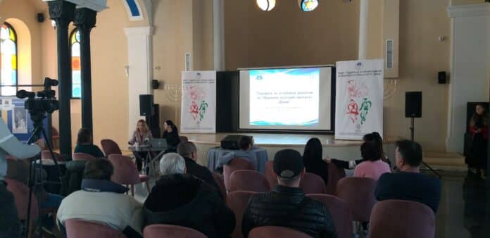 Пресконференция