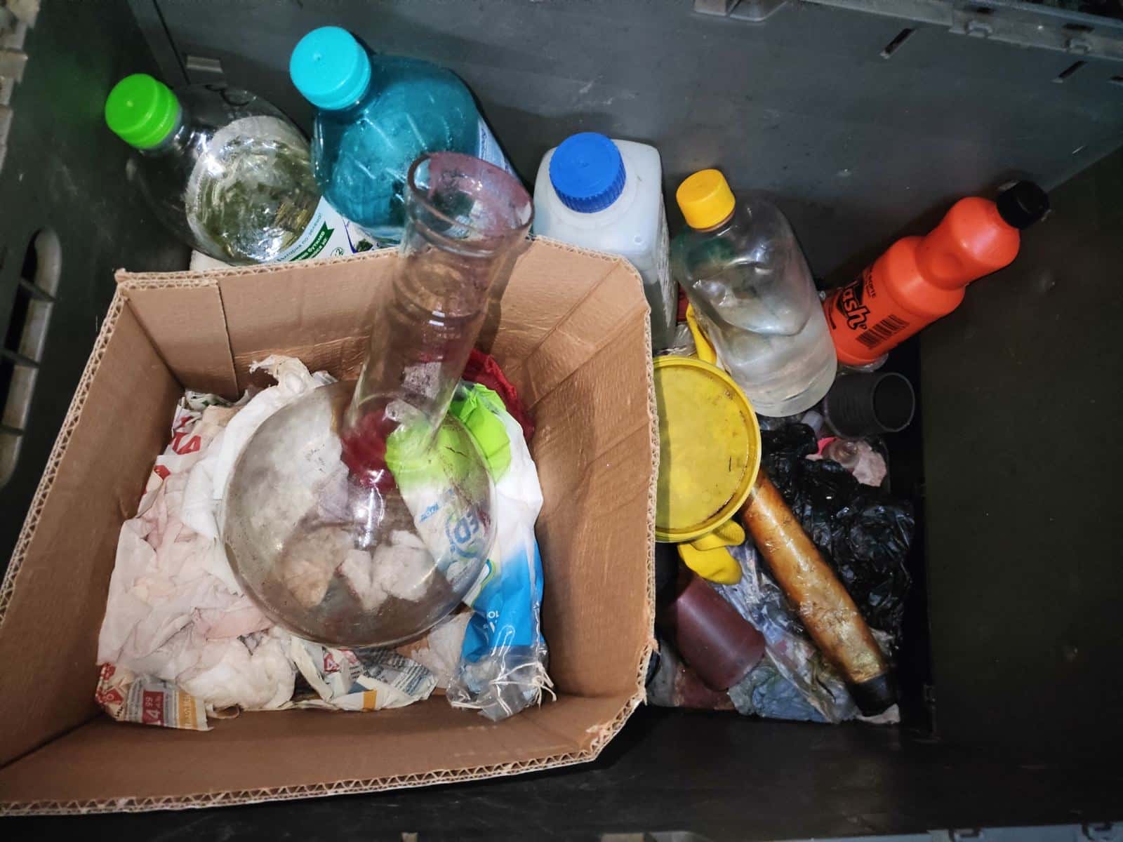 Служители от Първо Районно управление в Бургас са извършили претърсване