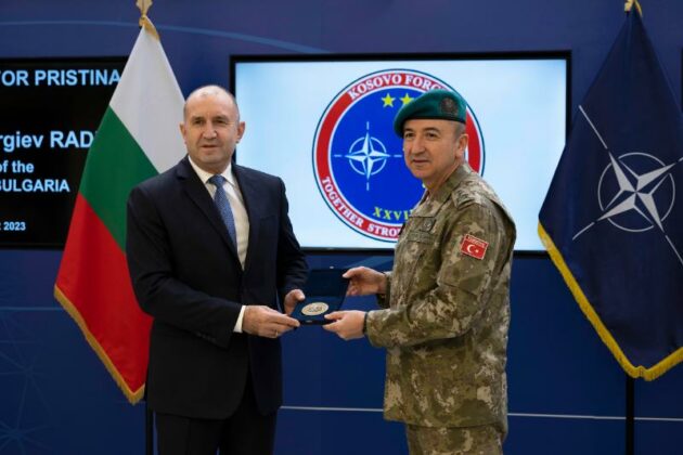 Румен Радев