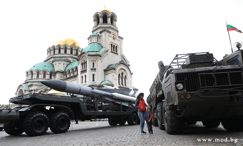 След интензивни разисквания Комисията по отбрана одобри идеята България да