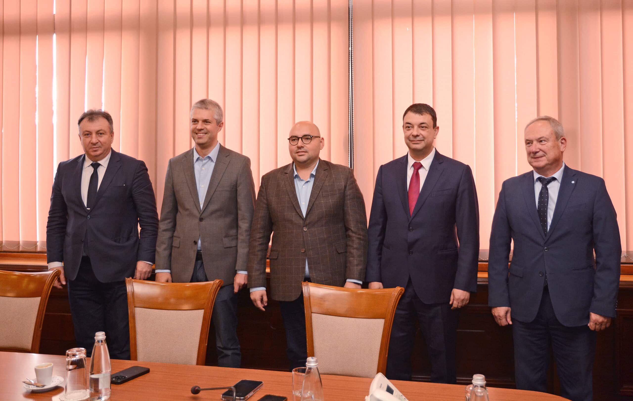 Ще отворим Варна към регионални проекти Искам заедно да ги