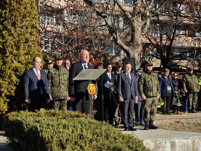 В края на 2023 година България се оказва в центъра