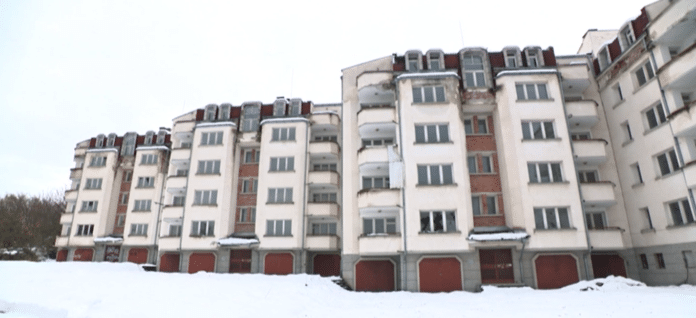 Жилищен блок